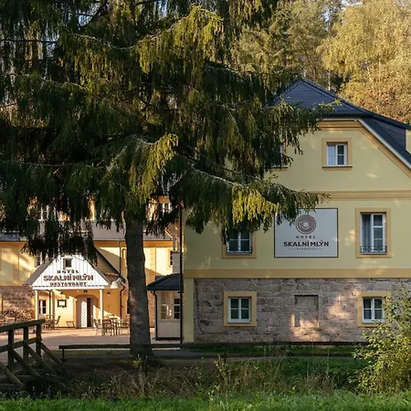 Hotel Skalni Mlyn