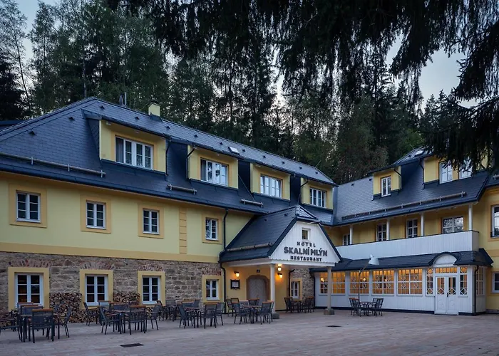 Skalni Mlyn 호텔 Adršpach
